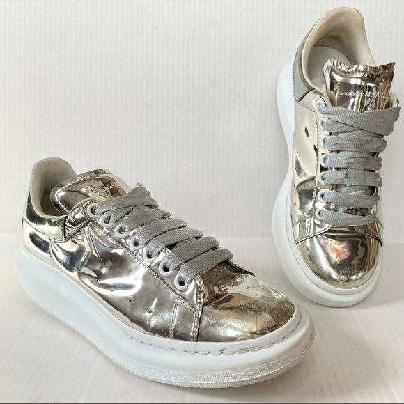 Alexander McQueen Oversized Sneakers - Picture 3 of 15